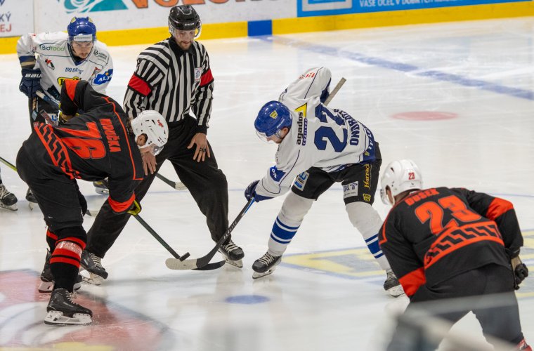 Okresní derby je na žádost Žďáru odloženo